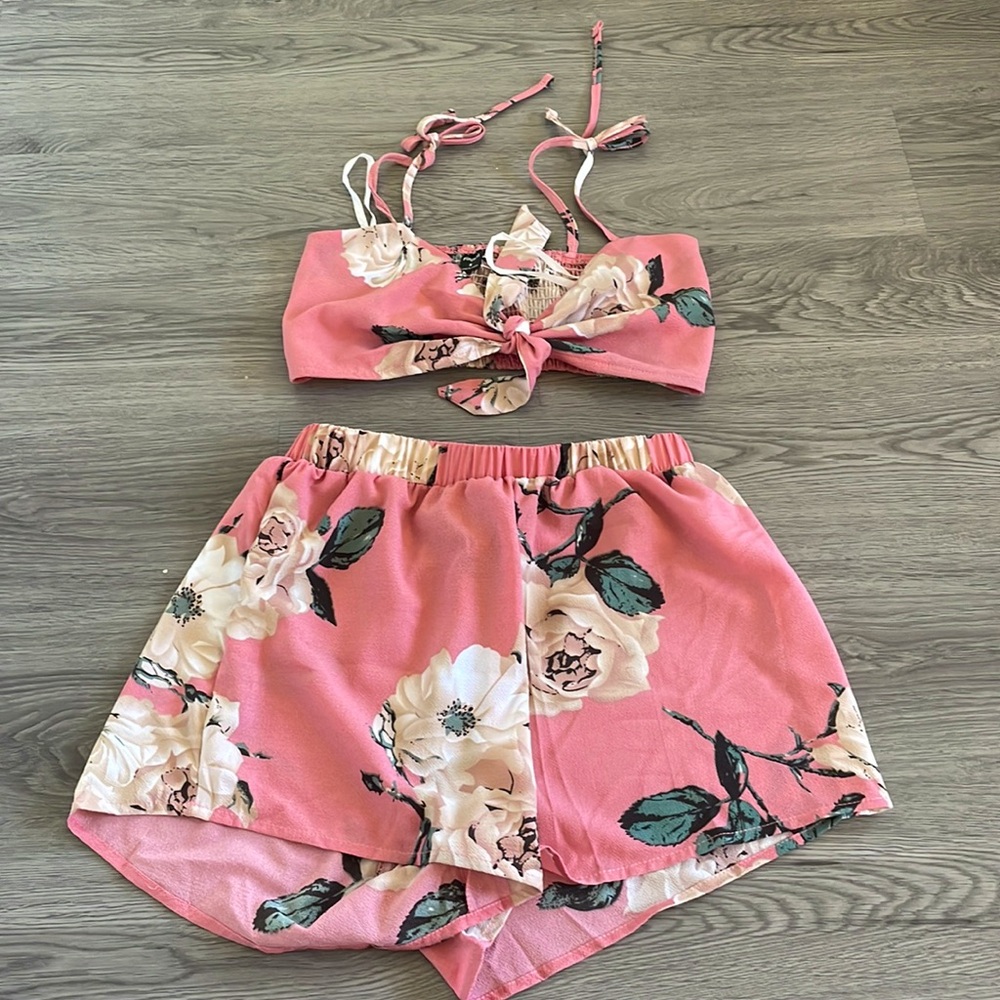 Convertable two piece set